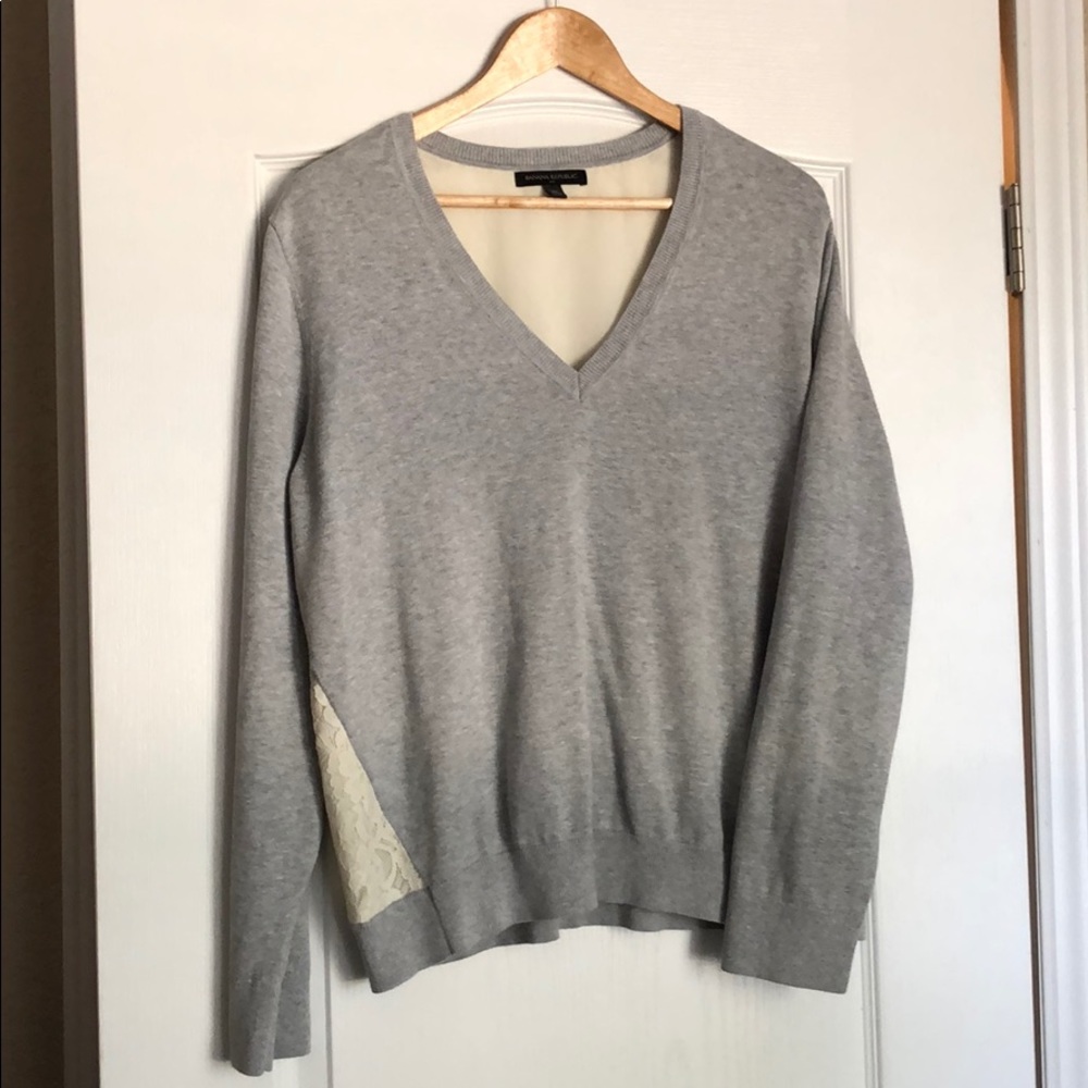 Banana Republic v-neck lace back sweater